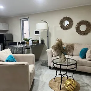 Cozy 1-bedroom Minutes Away Drive To Mangel Halto Savaneta